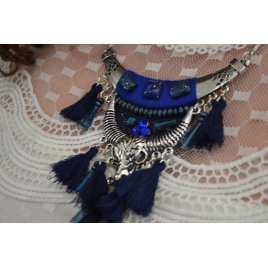 COLLIER "TETE DE BUFFLE" BLEU