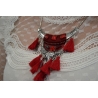 COLLIER " TETE DE BUFFLE" ROUGE