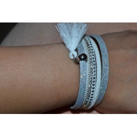 BRACELET BLANC NACRE /PETIT POMPON