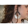 BOUCLES D4OREILLES "LOLITA" EN BOIS NOIRE/ARGENT