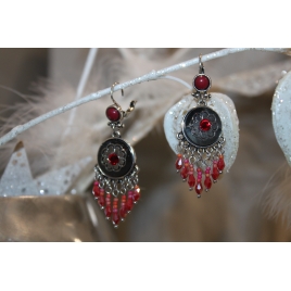 BOUCLES D'OREILLES ROUGE