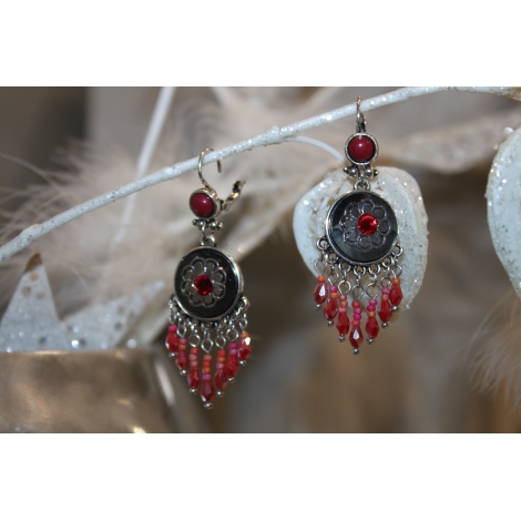 BOUCLES D'OREILLES ROUGE